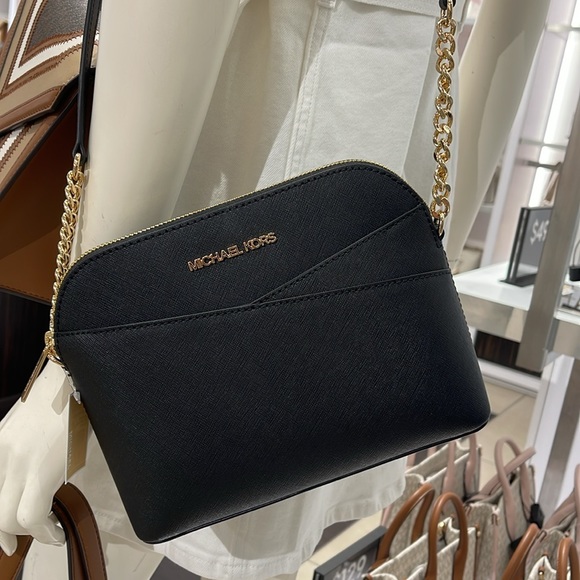 MICHAEL KORS 
Jet Set Travel Medium Dome Crossbody Bag XCROSS XBODY
Black 
NWT - Picture 13 of 16